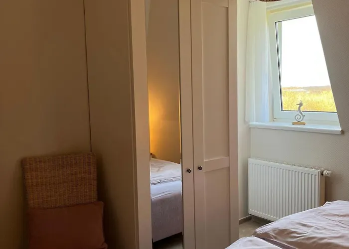 Apartamento Haus-seeschwalbe-wohnung-4 *